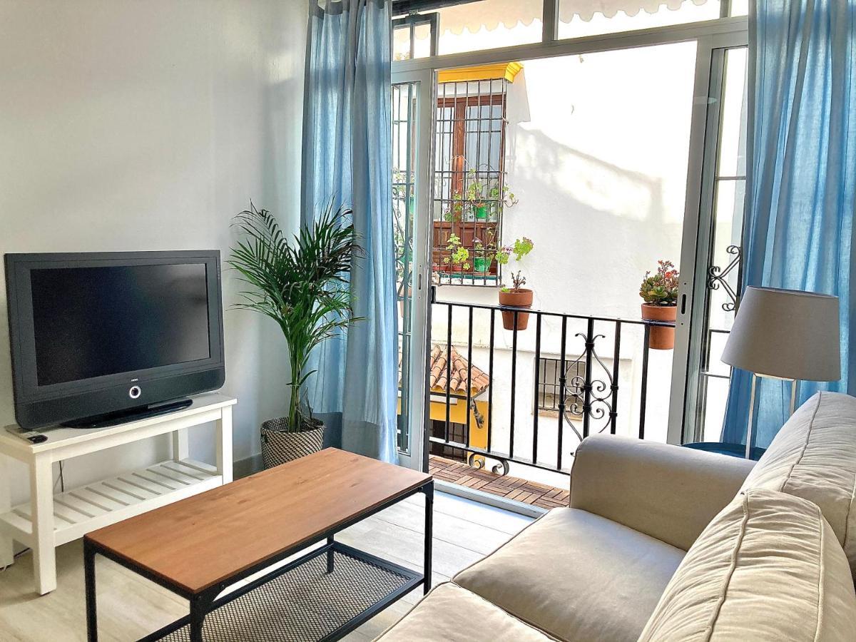 Acogedor Apt 8Pax 4Bdr 2Bth- Cozyhomesevilla2 Exterior photo