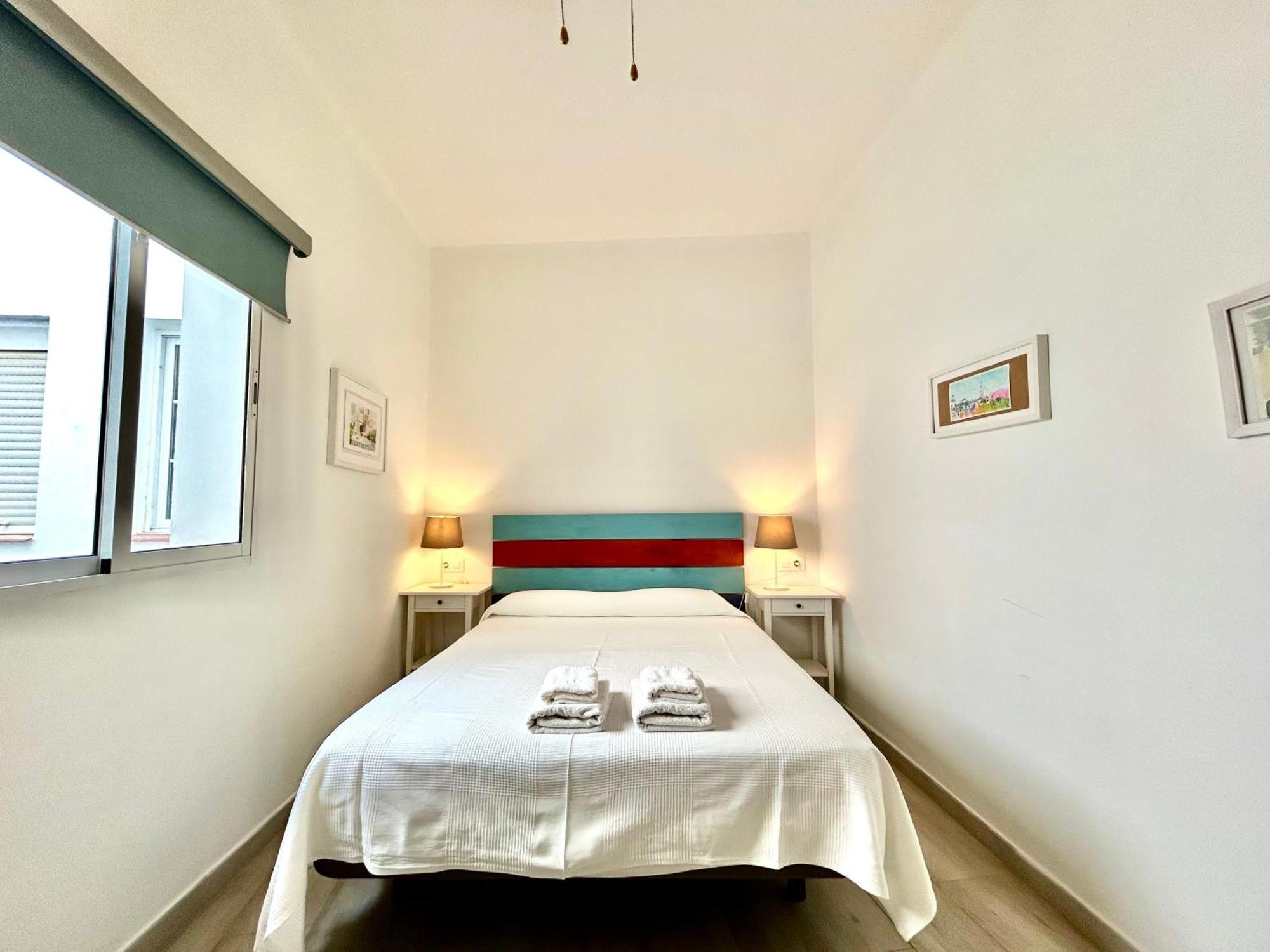 Acogedor Apt 8Pax 4Bdr 2Bth- Cozyhomesevilla2 Exterior photo